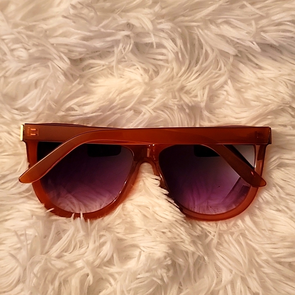 Sunglasses - Picture 2 of 4